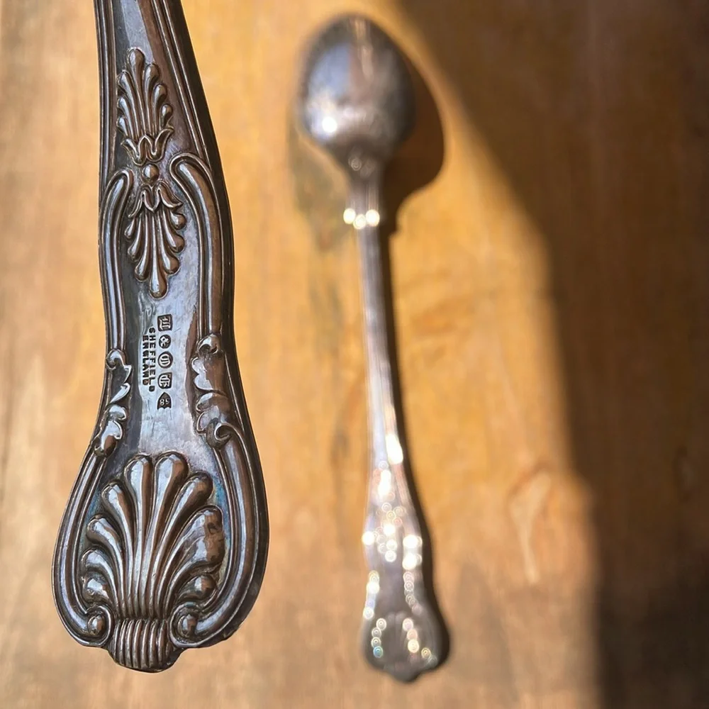 Sheffield England 20th Palmette Shell Kings Silver Plated Ladle & Serving Spoon